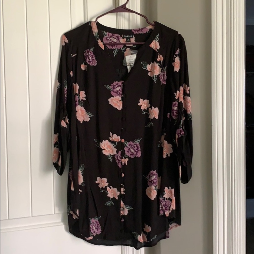 💕 Torrid Blouse 💕Size 2